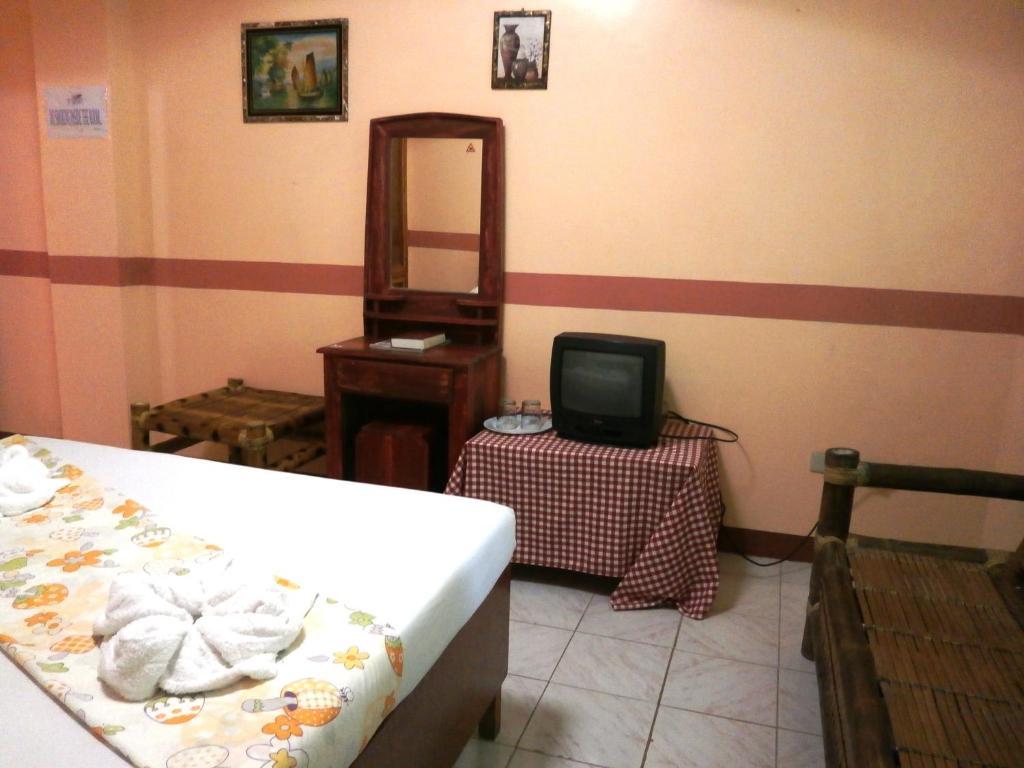 Alliyah'S Beach Resort Balabag  Δωμάτιο φωτογραφία